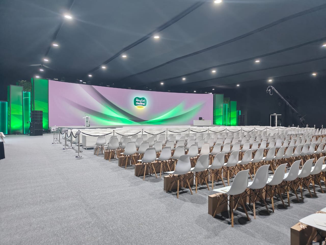 Meliha conference seating and panoramic stage